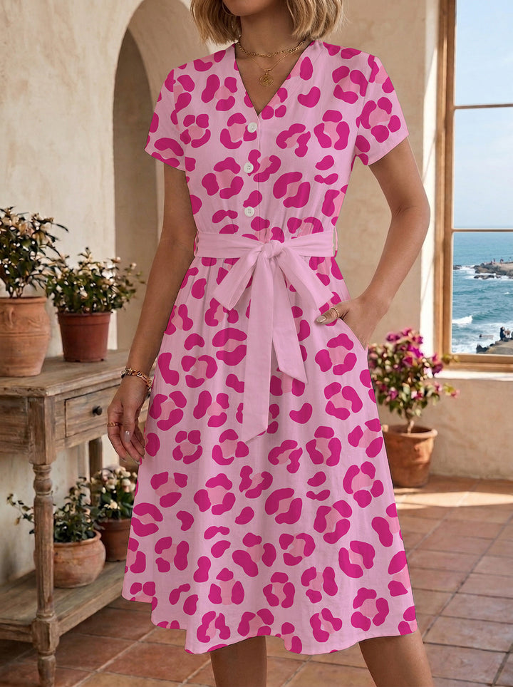 Women's casual dress with modern leopard print and adjustable belt Lune London