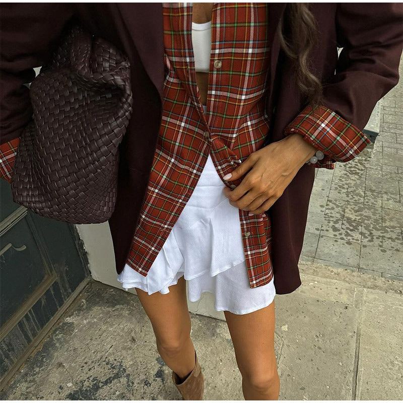 Fashionable oversized jacket for women with plaid pattern and casual fit Lune London