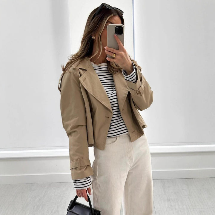 Elegant short jacket for women with double row of buttons and adjustable belt Lune London
