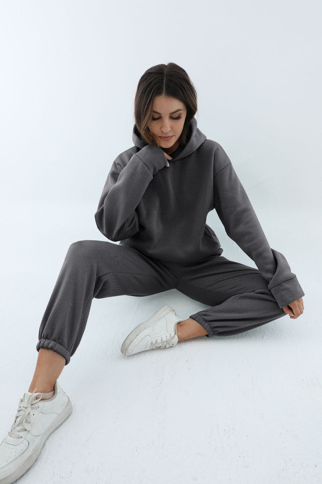 Ladies casual outfit with hood and elastic cuffs Lune London