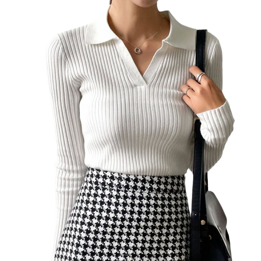 Women fine knit top with polo collar and ribbed structure Lune London