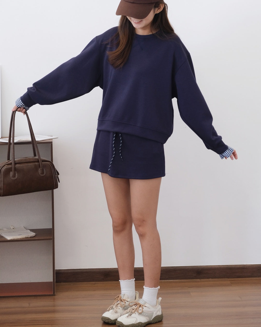 Sport leisure set for women with wide sleeves and an adjustable waist Lune London