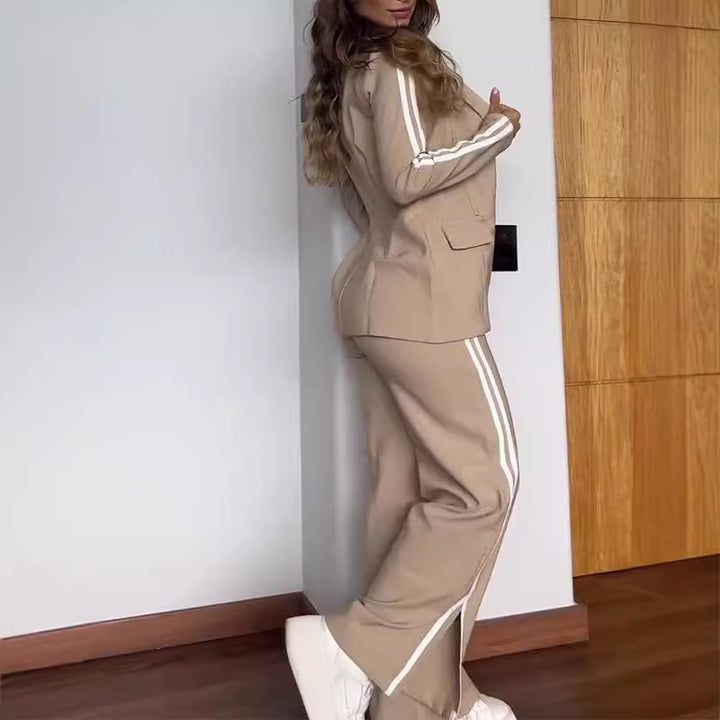 Elegant women's blazer set with wide trousers Lune London