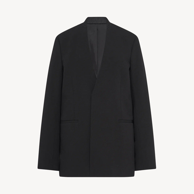 Women oversized modern blazer in textured fabric with stylish pockets Lune London