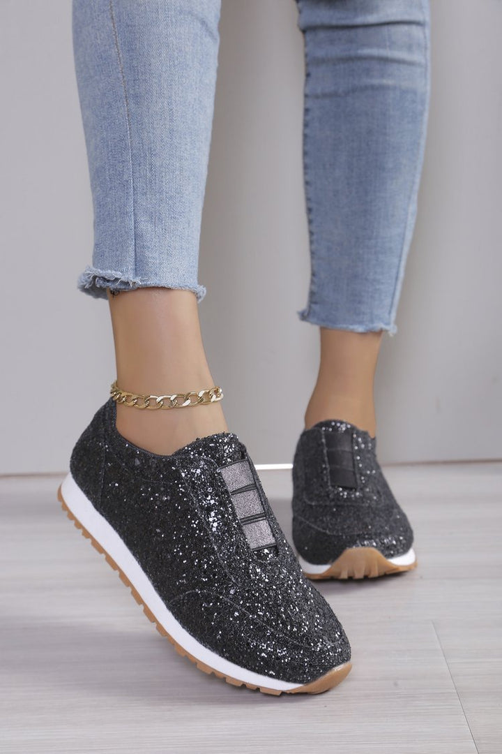 Chic and Stylish Slip-On Sneakers for Women