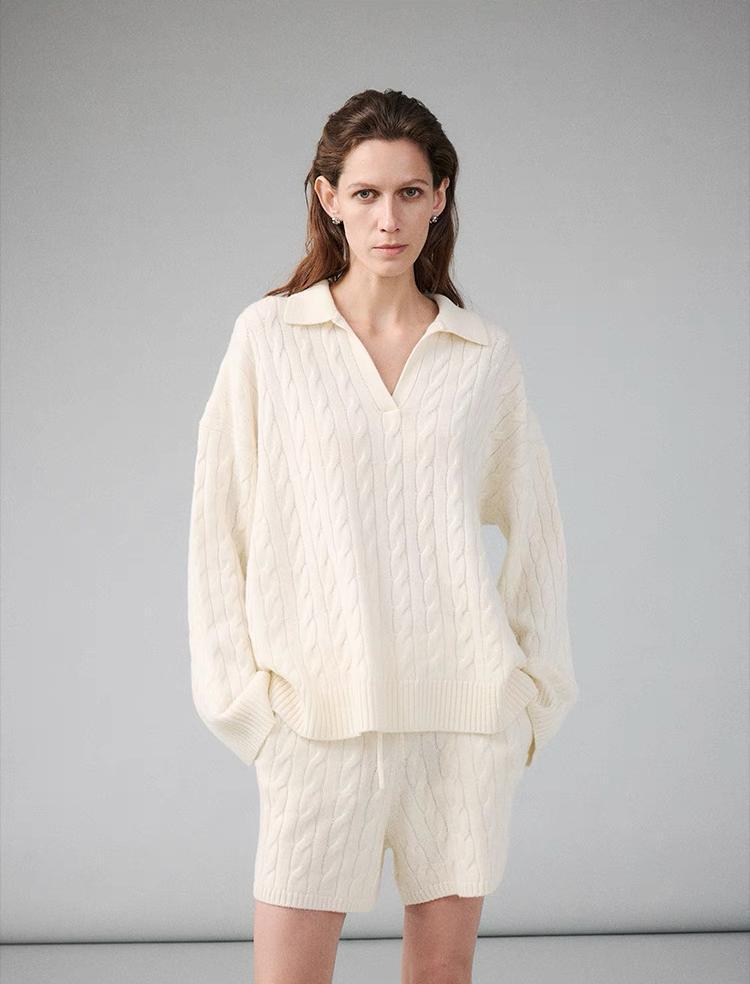 Pull en maille épaisse pour femme avec décolleté en V Chic & Stil