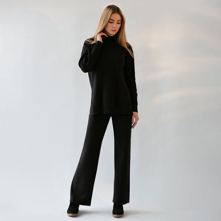 Comfortable knit set for women with a loose fit Lune London