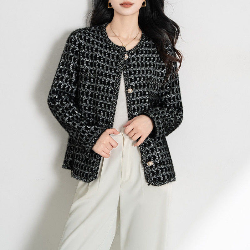 Cardigan élégant pour femmes avec motif texturé et détails de bouton Chic & Stil