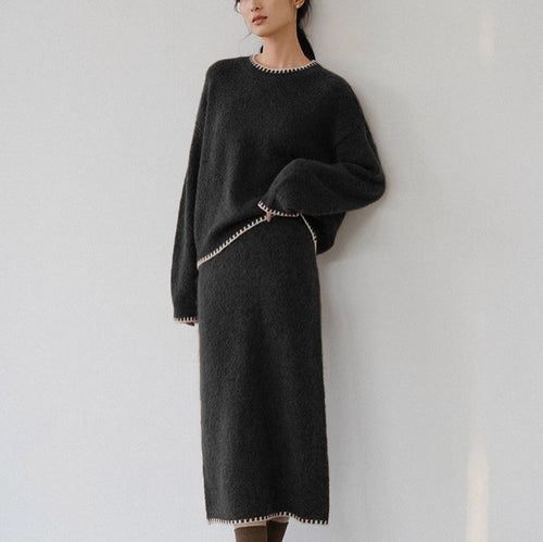 Ensemble en tricot pour femmes avec une coupe décontractée et des détails décoratifs Chic & Stil