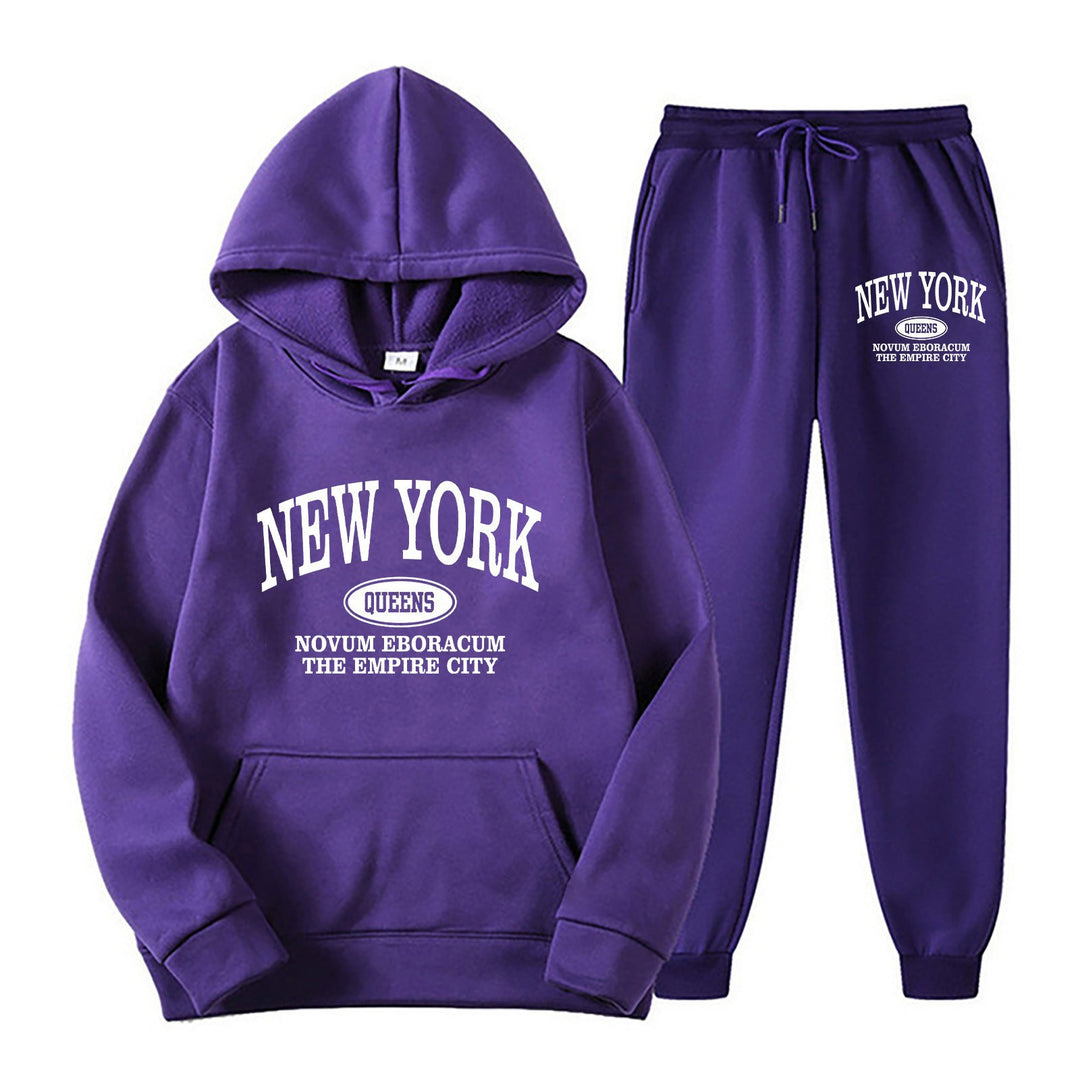 Women's Sporty Hooded Set with Large New York Print Chic & Stil