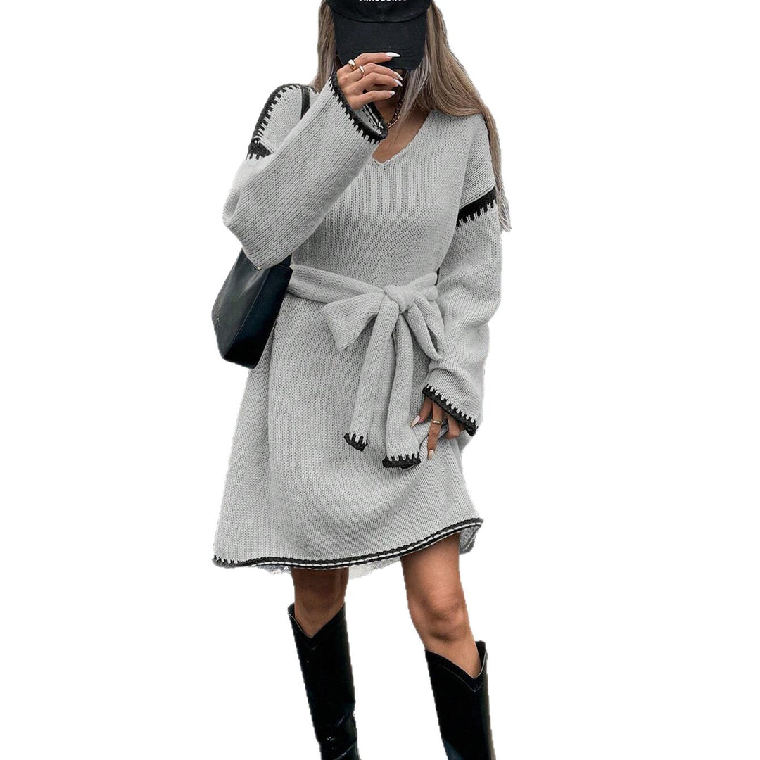 Knit dress for women with fitted silhouette and belt Lune London
