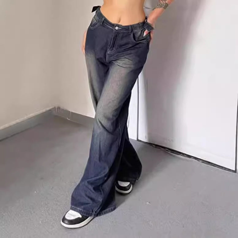 Ladies high waisted relaxed fit jeans Lune London