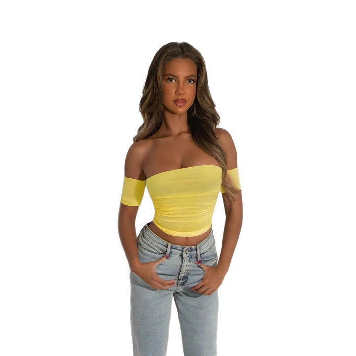 Women's Off-Shoulder Blouse made of elastic material with a figure-flattering cut Lune London