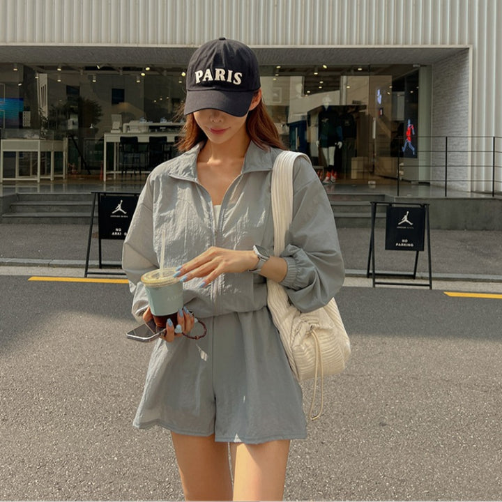 Ensemble de veste de sport légère et de shorts pour femme Chic & Stil