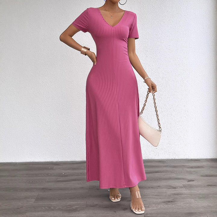 Maxi dress with long sleeves for women with elegant V neck and ribbed texture Chic & Stil