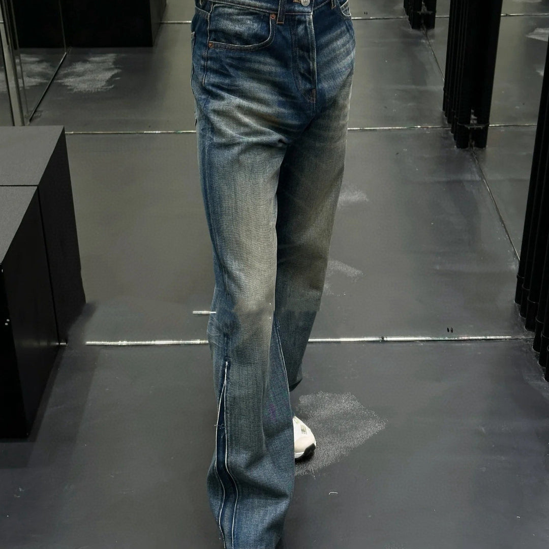 Women's baggy jeans with frayed hem and high slits Lune London