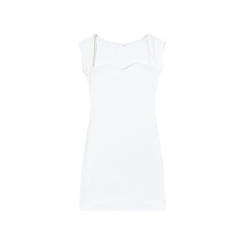Fitted dress for ladies with short sleeves Lune London