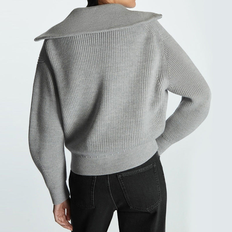 Lune London women's knitted sweater in marine style