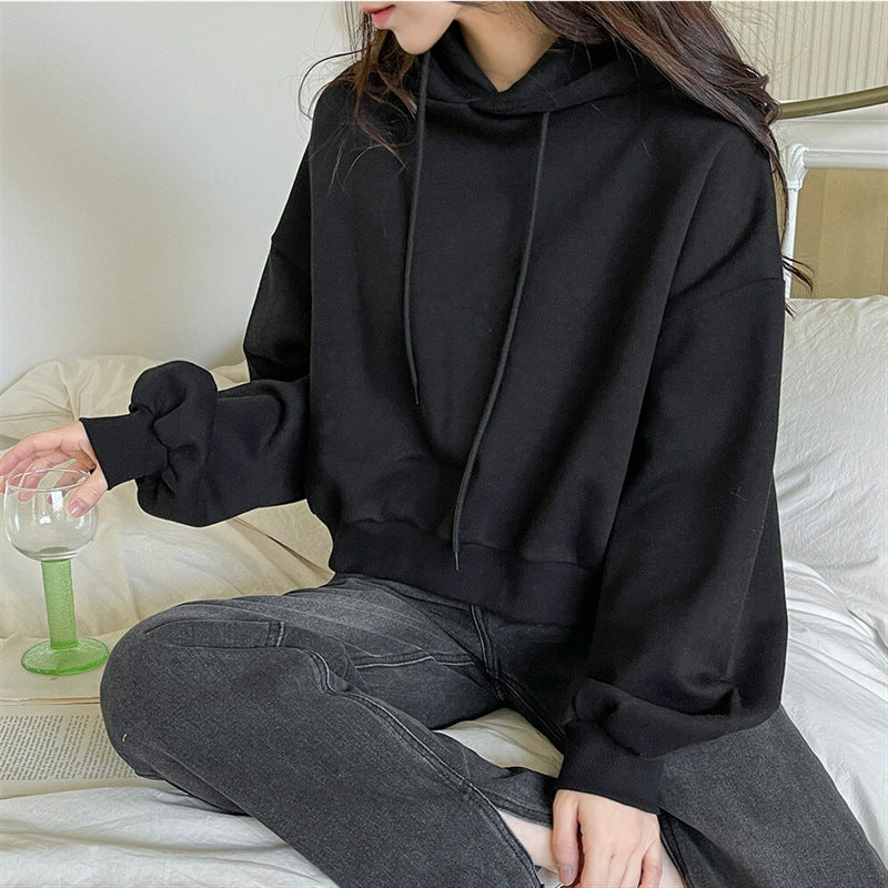 Sweat à capuche court décontracté pour femmes avec des manches volumineuses Chic & Stil