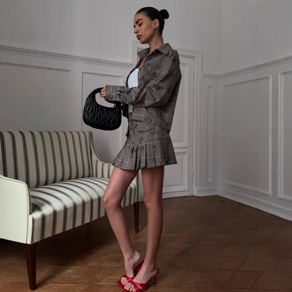 Plaid jacket for women with floral accents and matching skirt Lune London