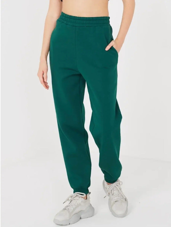 Casual women's jogging pants with elastic waist and edges Lune London