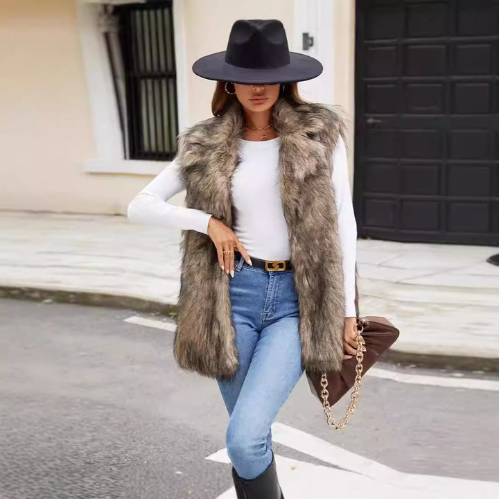 Women reversible vest with luxurious synthetic fur Lune London