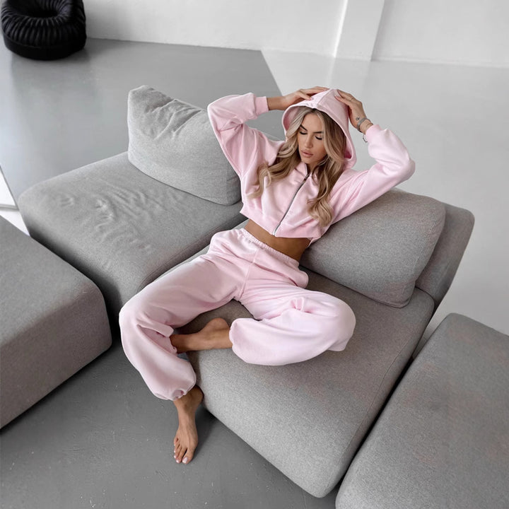 Ladies Comfortable Loungewear Outfit with Cropped Hoodie and Elastic Sweatpants Lune London