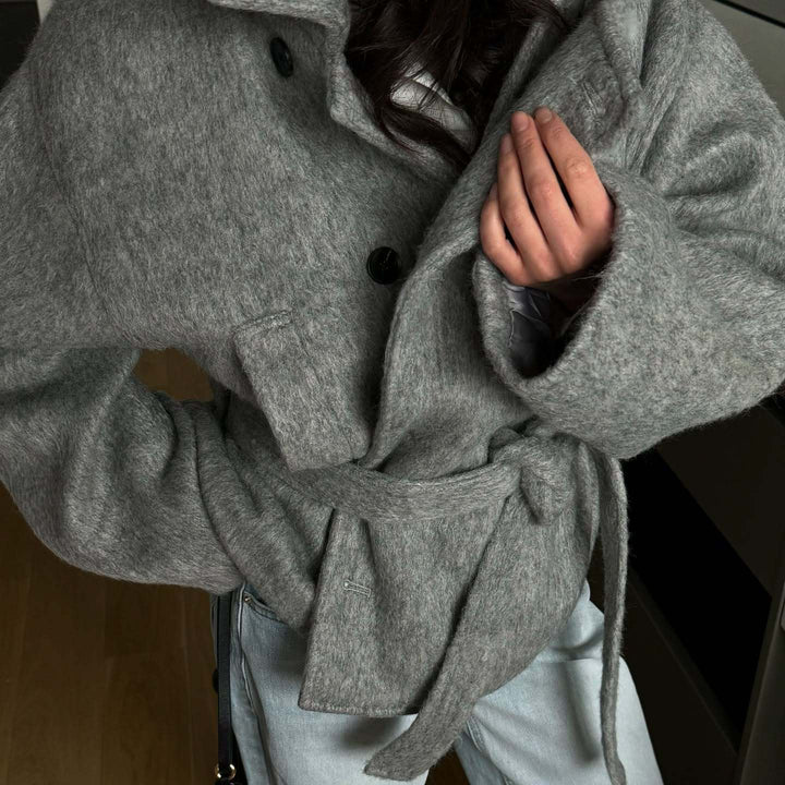 Veste enveloppante à la mode et chaude pour femmes Chic & Stil