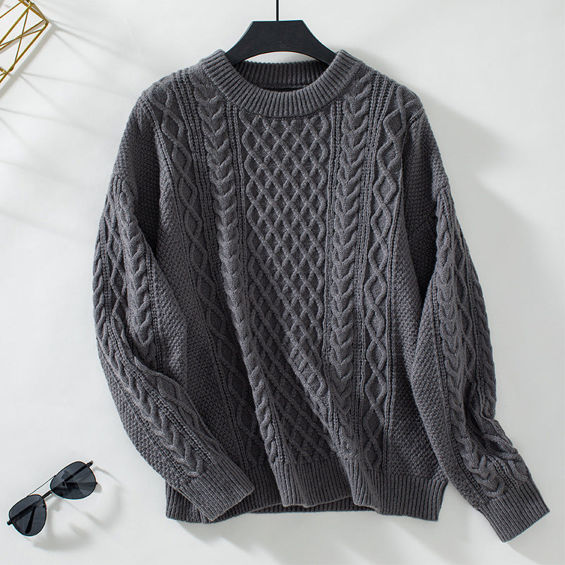 Thick knit pullover for women with a refined cable pattern and a chic round neck Lune London