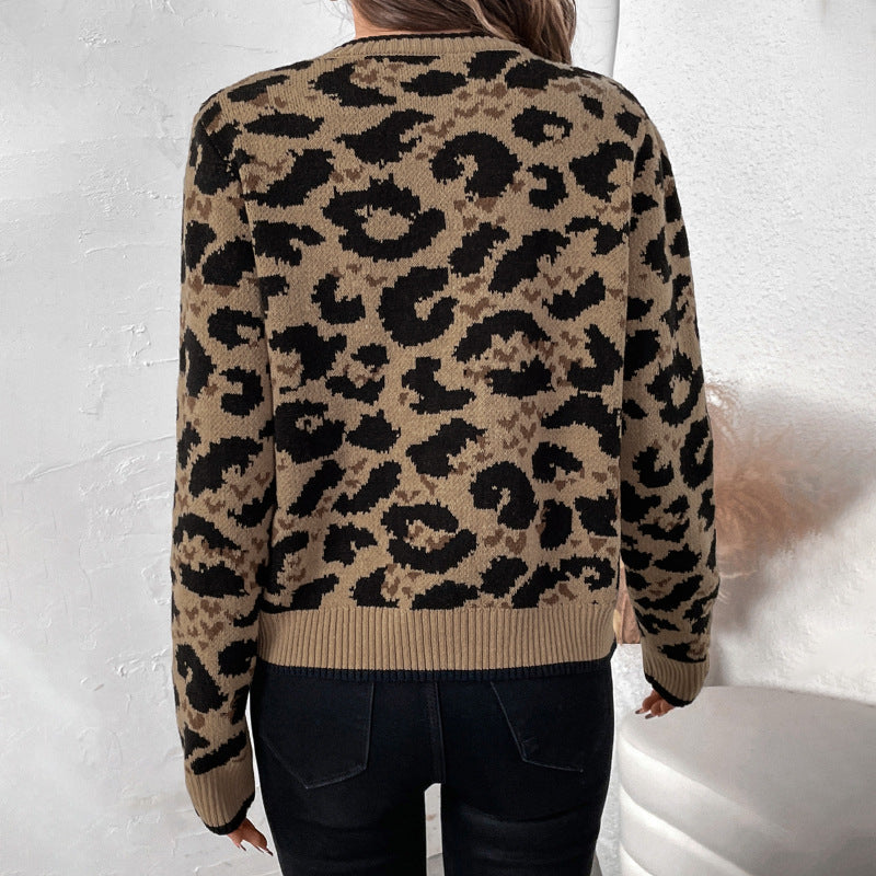 Fashionable knitted cardigan for women with bow detail and animal pattern Lune London