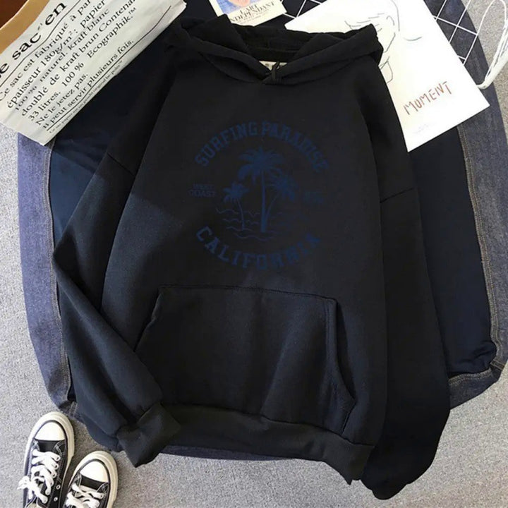 Women's hoodie with casual surf design and high-quality cotton blend Chic & Stil