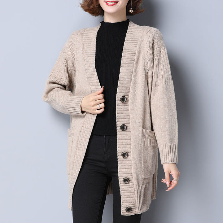 Ladies comfortable knitted cardigan with deep ribbed pattern and practical pockets Lune London