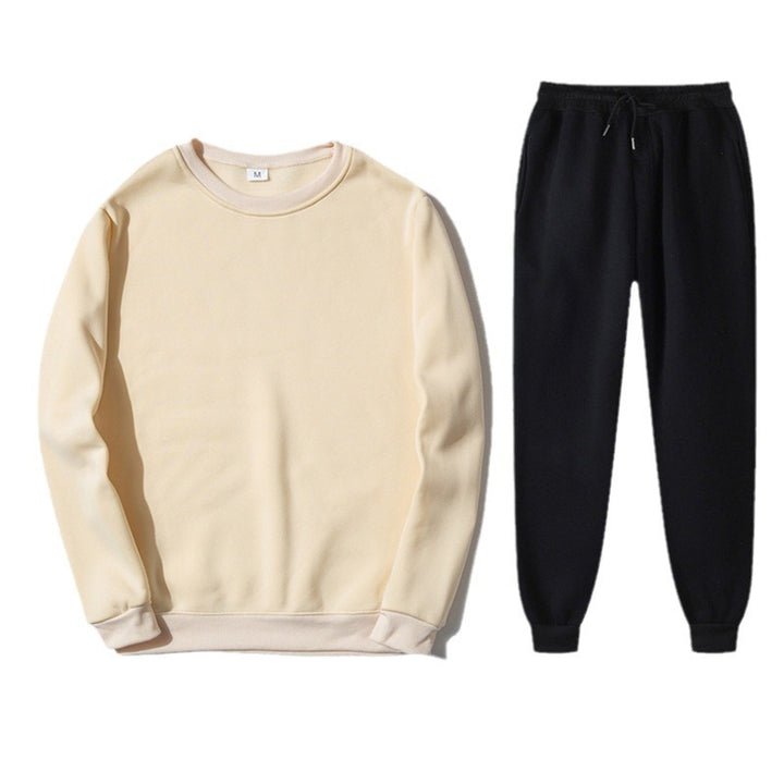 Lune London comfortable sweatshirt and jogging pants set for women