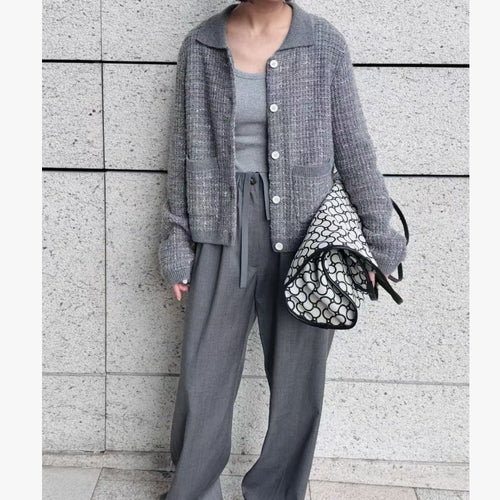 Ladies trendy knit cardigan with practical pocket design Lune London