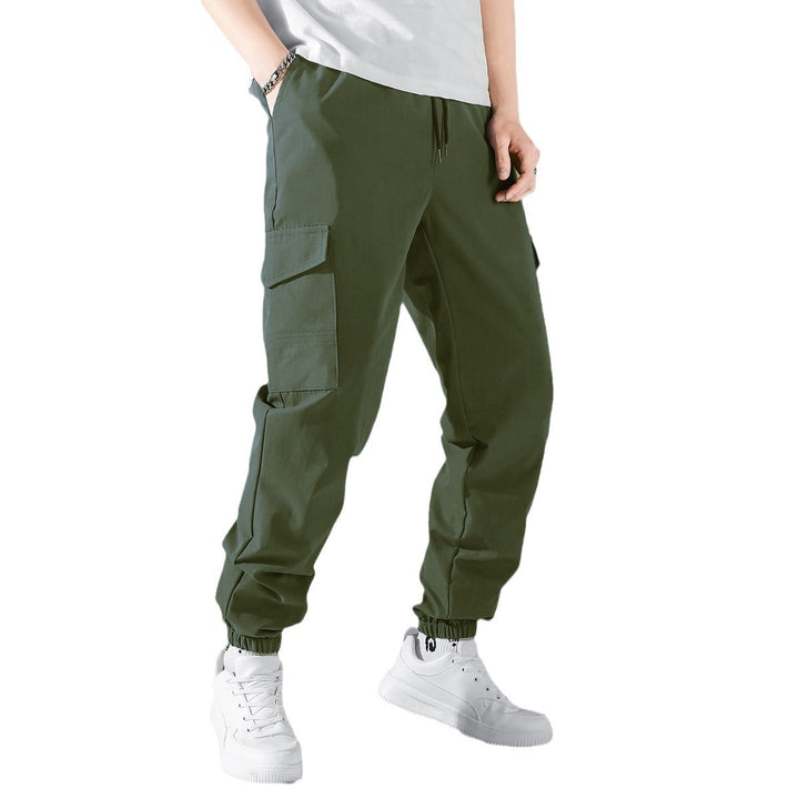 Men's cargo pants with adjustable waist and practical side pockets Lune London