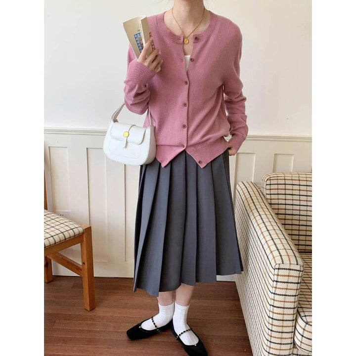 Ladies cardigan with button details and high-quality cotton Chic & Stil