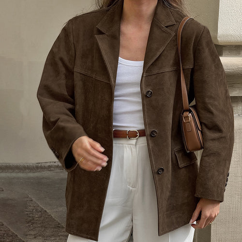 Oversized blazer for women with an elegant cut and practical pockets Lune London