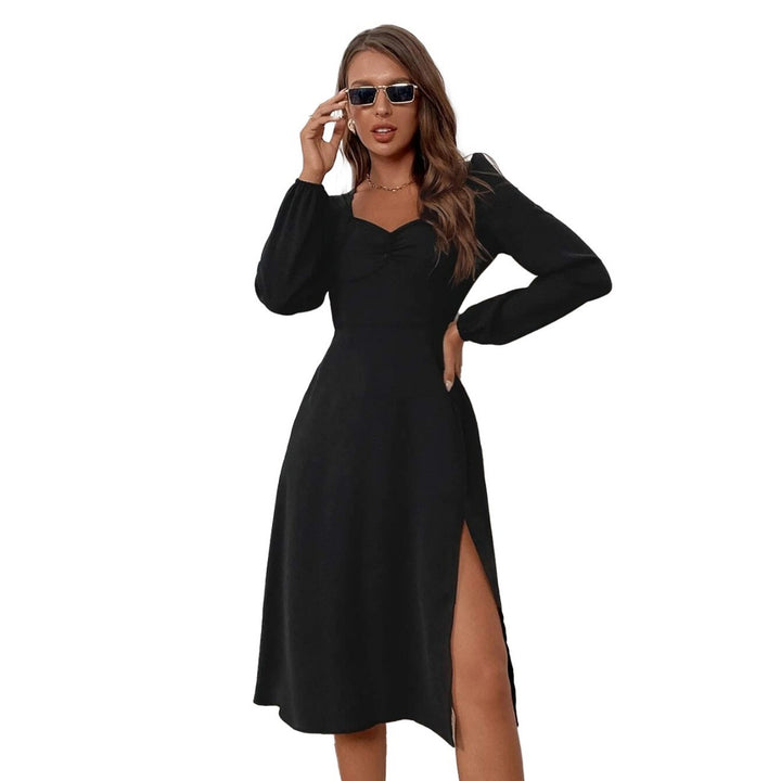 Robe Midi Femmes avec Rassemblement Élégant et Fente Latérale Chic & Stil
