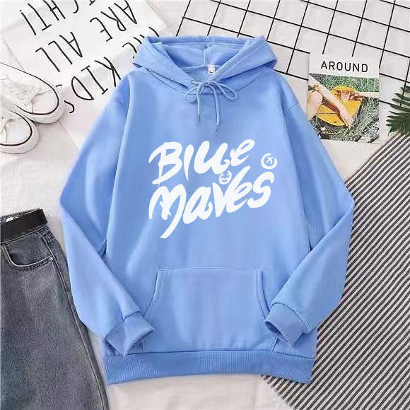 Women's hoodie with eye-catching print Chic & Stil