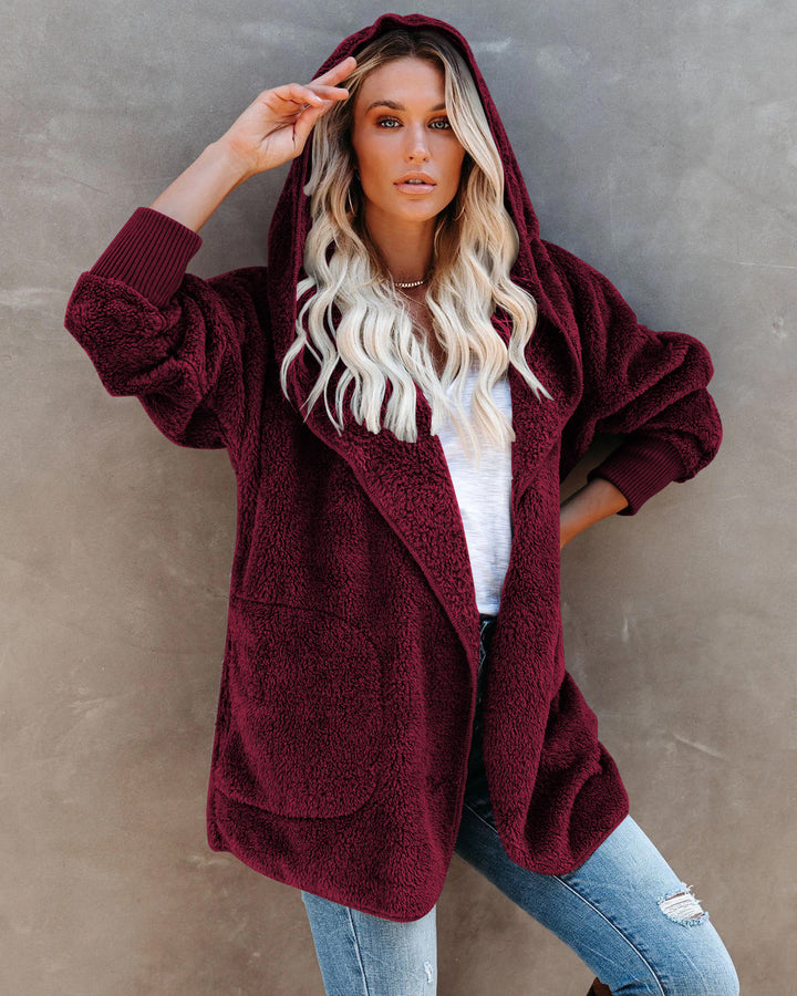 Ladies cozy fleece jacket with wide sleeves and a hood Lune London