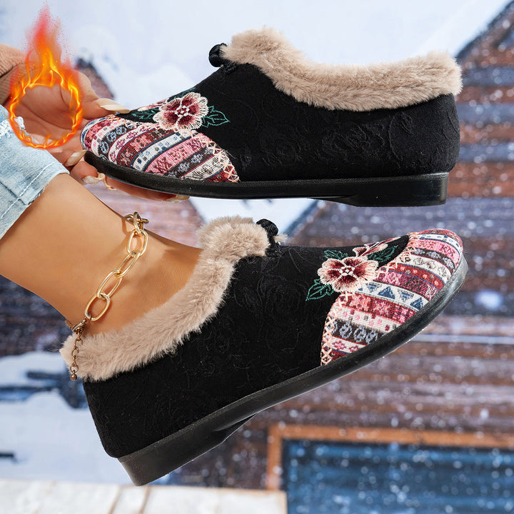 Women's Slippers with Soft Lining and Fashionable Flower Design Lune London