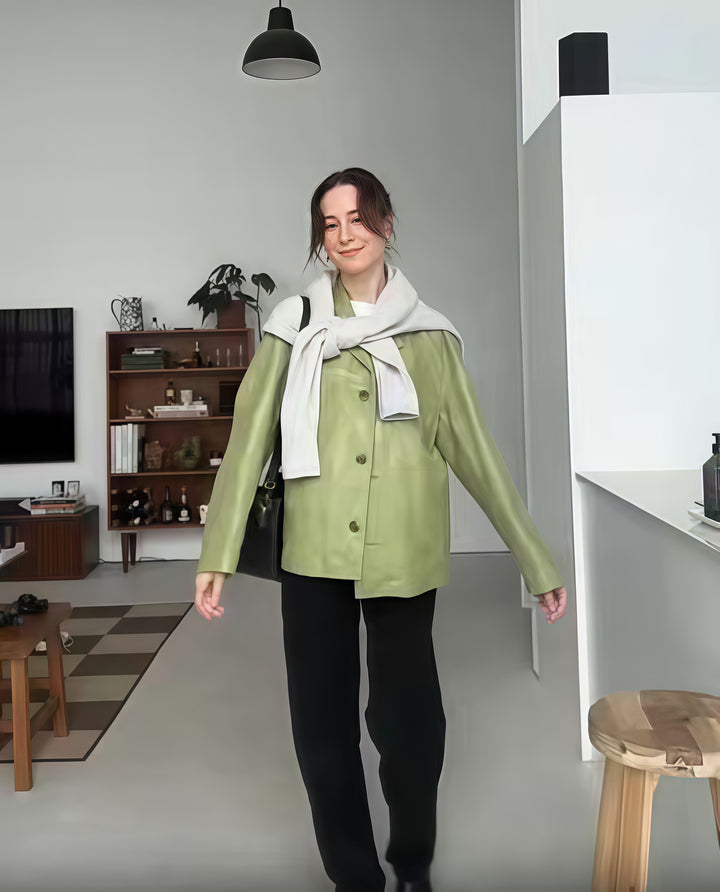 Women's casual and elegant blazer with special details Lune London