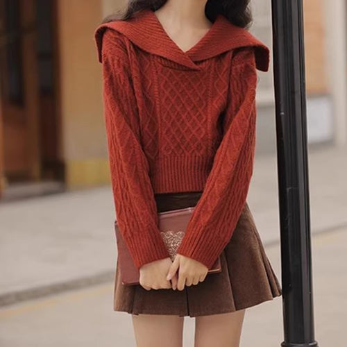Knit sweater for women with oversized collar Lune London