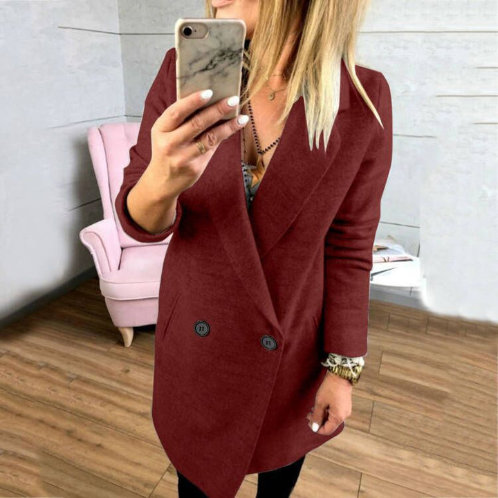 Coat for women, at the waist, oversized with an elegant lapel and practical pockets Lune London