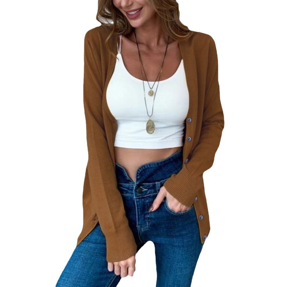 Casual cardigan for women with button details and stylish long sleeves Lune London