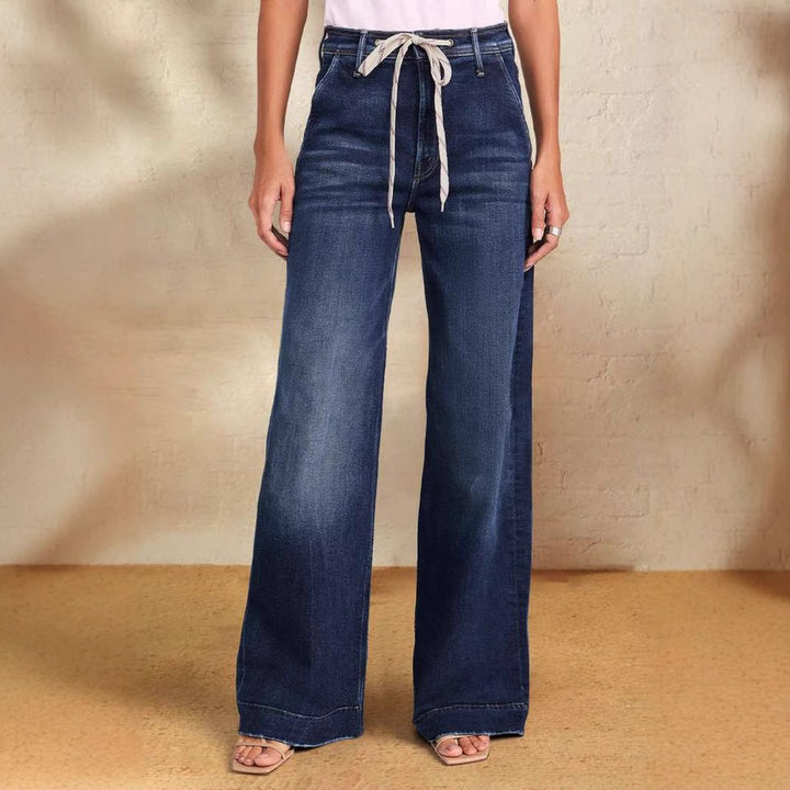 Jeans larges pour femmes avec taille adjustable et détail tendance Chic & Stil