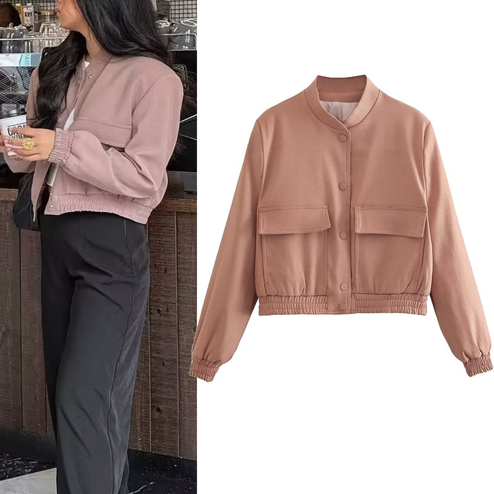 Trendy cropped women's utility jacket with large flap pockets and elastic hem Lune London