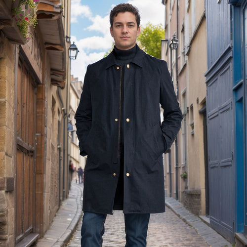 Elegant transitional coat for men with practical pockets and water-repellent fabric Lune London