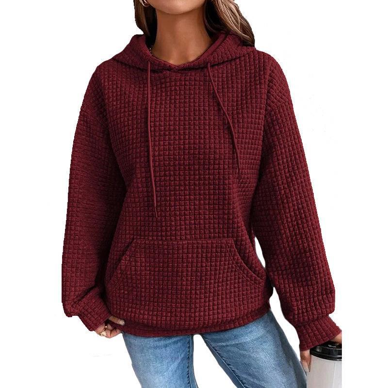 Casual hoodie for women with textured surface and practical kangaroo pocket Lune London