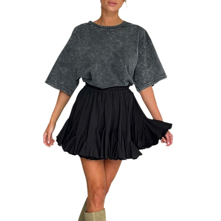 Casual women's T-shirt with oversized fit and voluminous skirt Lune London
